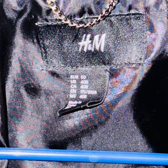 H&M Biker Style Wool-Blend Coat with Faux Shearling Collar – Size 40R - Picture 3 of 3